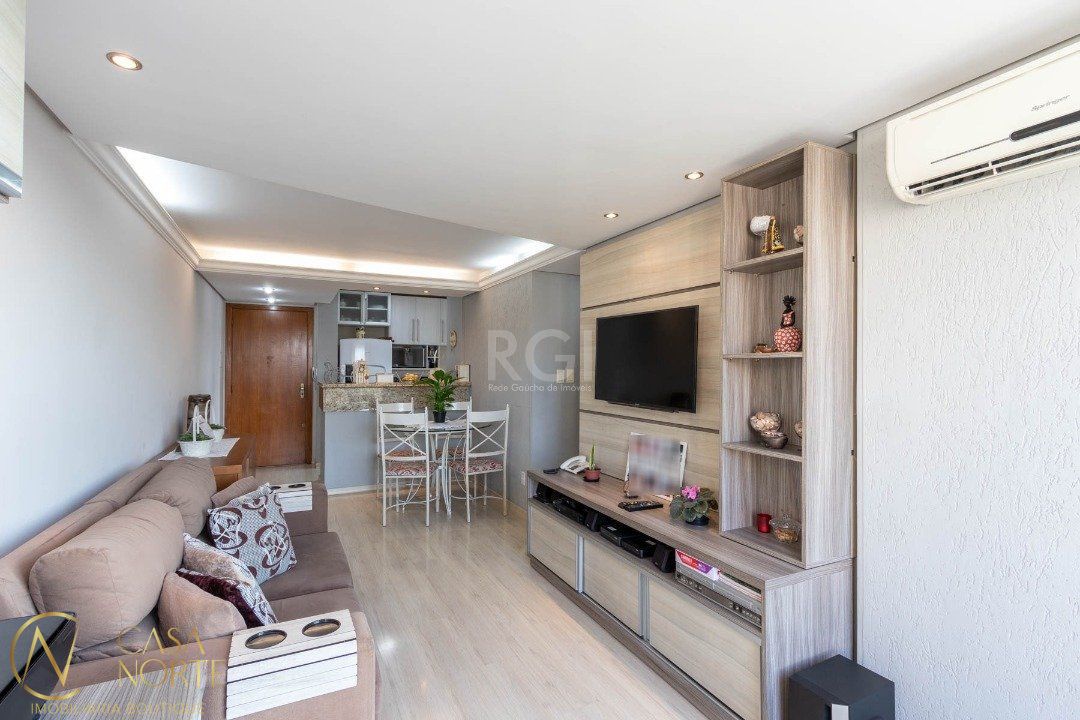 Apartamento à venda com 3 quartos, 62m², 1 vaga, Rua Xavier da Cunha no bairro Nonoai em Porto Alegre
