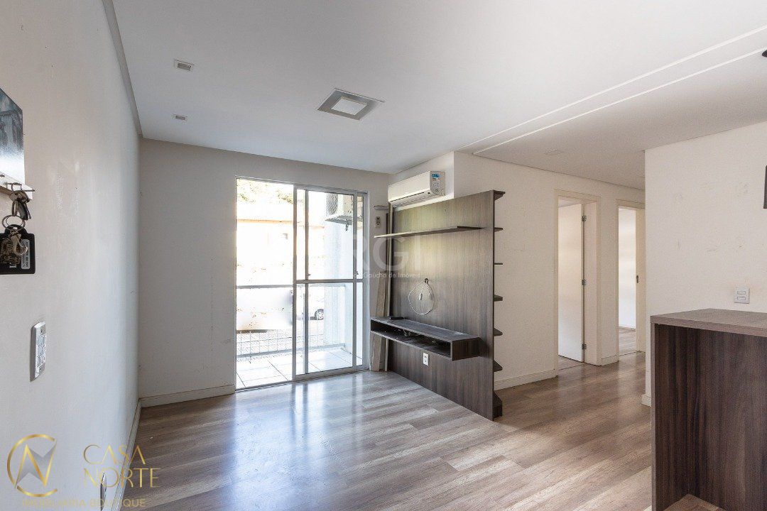 Apartamento à venda com 2 quartos, 50m², 1 vaga, Rua Joaquim de Carvalho no bairro Vila Nova em Porto Alegre