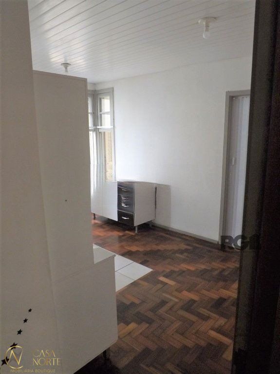 Apartamento à venda com 2 quartos, 45m², Avenida Senador Salgado Filho no bairro Centro Histórico em Porto Alegre