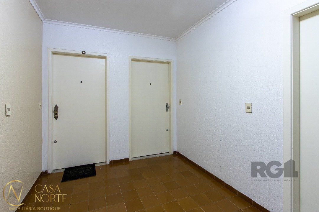 Apartamento à venda com 1 quarto, 49m², Rua Padre João Batista Reus no bairro Camaquã em Porto Alegre