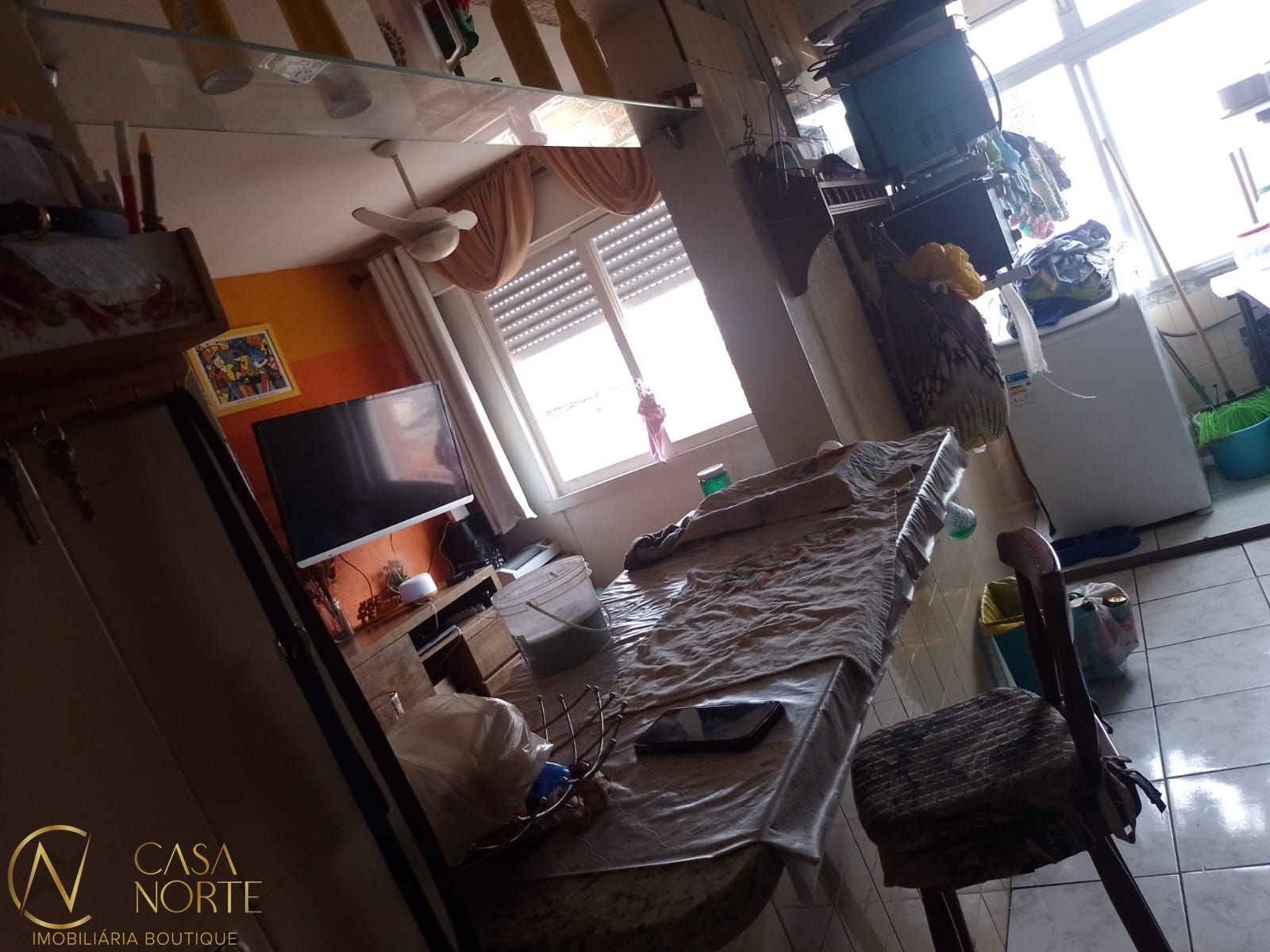 Apartamento à venda com 2 quartos, 60m², Rua Professor Pedro Santa Helena no bairro Jardim do Salso em Porto Alegre