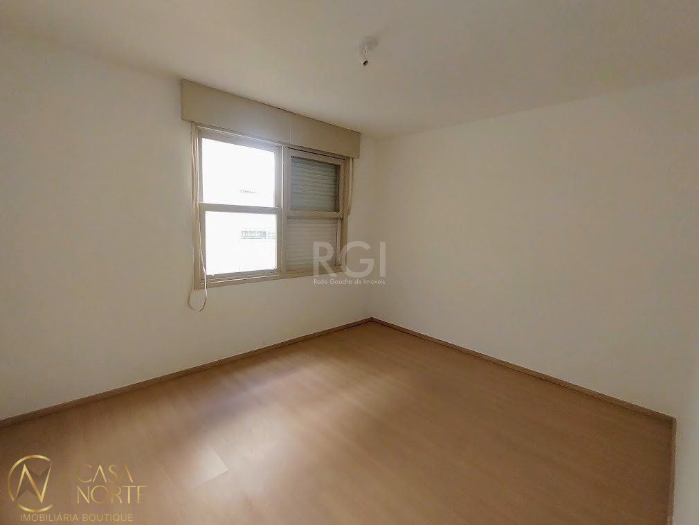 Apartamento à venda com 2 quartos, 54m², 1 vaga, Rua Padre João Batista Reus no bairro Camaquã em Porto Alegre