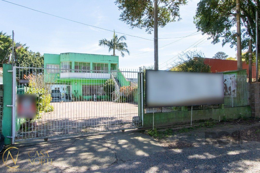 Casa à venda com 2 quartos, 80m², 8 vagas, Avenida da Serraria no bairro Espírito Santo em Porto Alegre