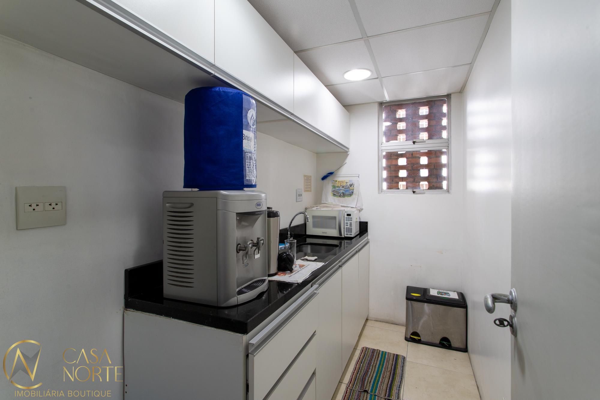 Conjunto Comercial à venda com 6 quartos, 43m², Avenida Alberto Bins no bairro Independência em Porto Alegre
