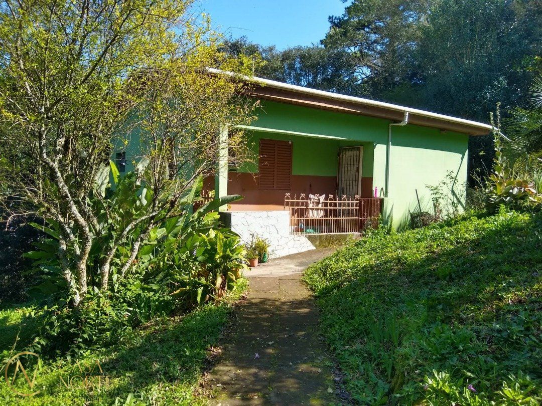Terreno à venda  com 3032m², Avenida Professor Oscar Pereira no bairro Cascata em Porto Alegre