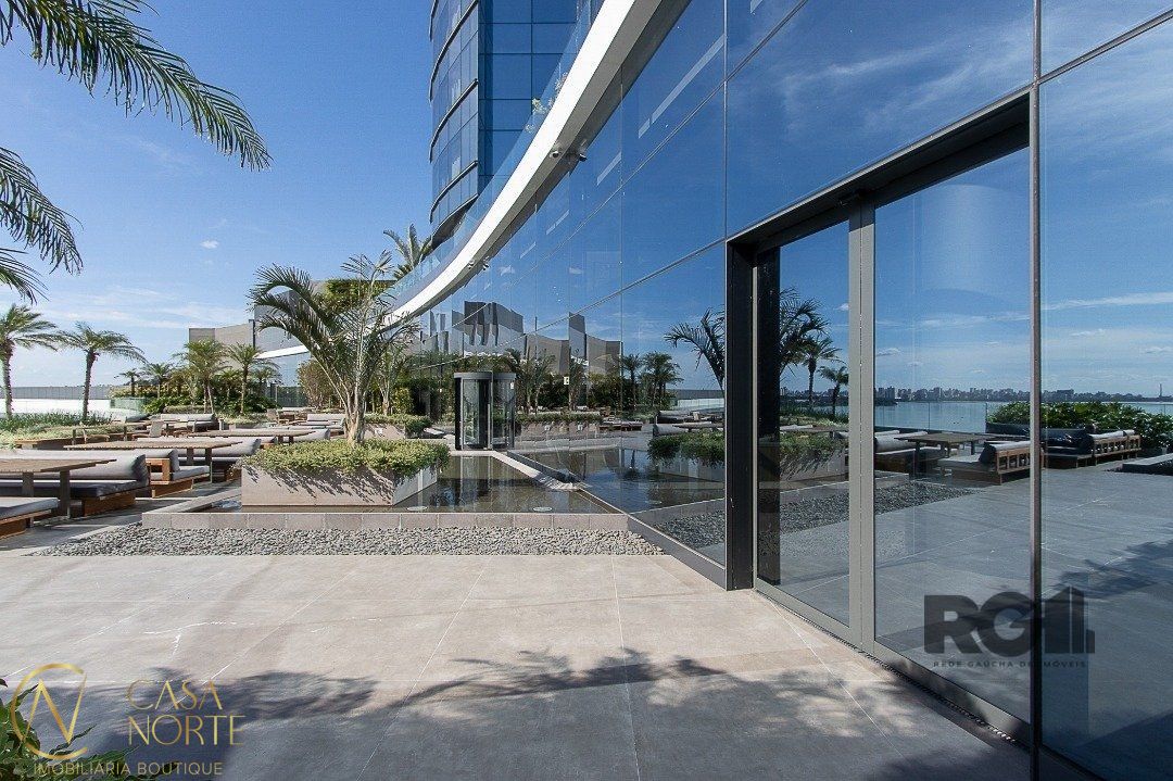 Sala Comercial à venda , 28m², 1 vaga, Avenida Padre Cacique no bairro Praia de Belas em Porto Alegre
