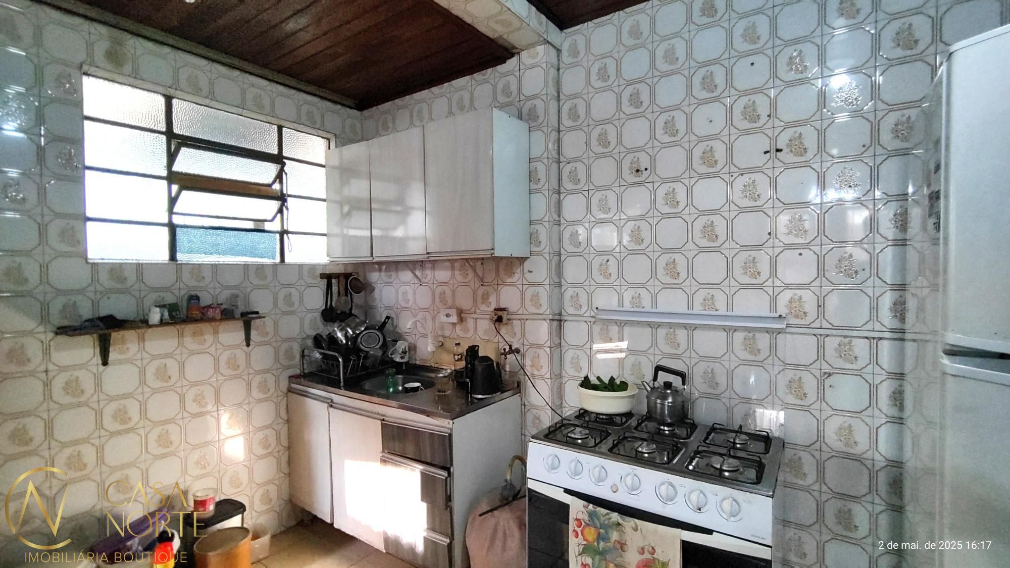Casa à venda com 3 quartos, 107m², 1 suíte, 5 vagas, Avenida Pinheiro Borda no bairro Cristal em Porto Alegre