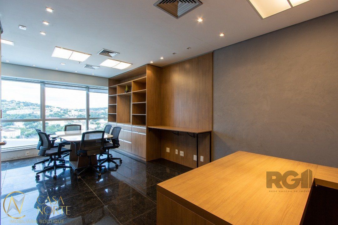 Sala Comercial à venda , 42m², 1 vaga, Avenida Diario de Noticias no bairro Cristal em Porto Alegre