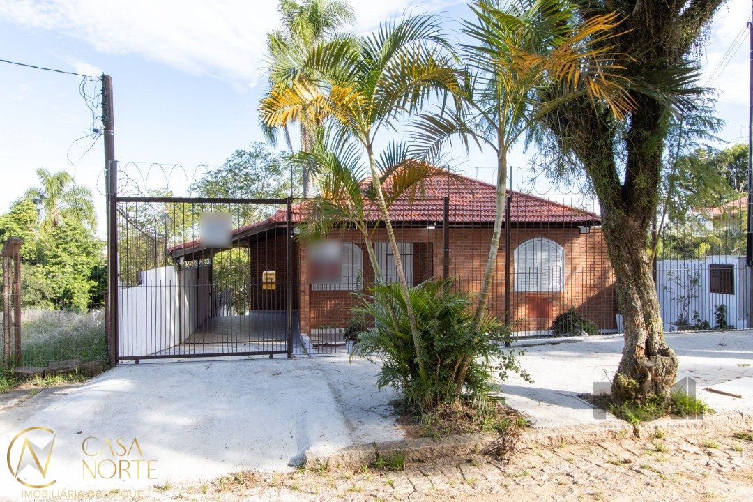 Casa à venda com 3 quartos, 186m², 2 vagas, Rua Doutor Egydio Michaelsen no bairro Cavalhada em Porto Alegre