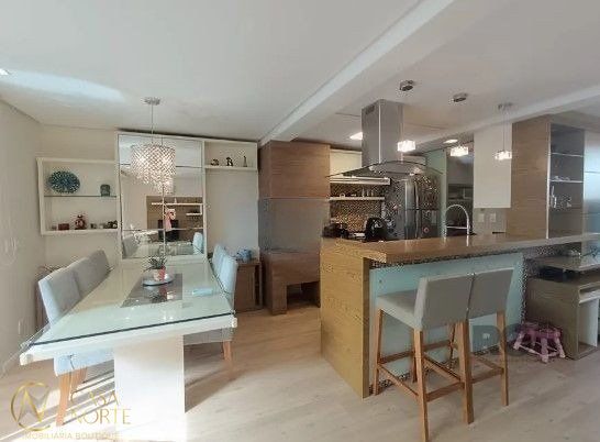 Casa de Condomínio à venda com 3 quartos, 161m², 1 suíte, 2 vagas, Rua Conselheiro Xavier da Costa no bairro Ipanema em Porto Alegre