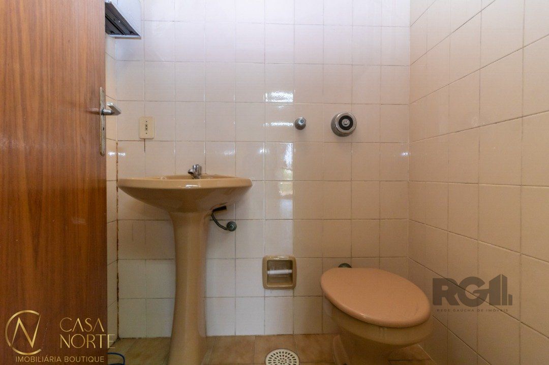 Sala Comercial à venda , 30m², Avenida Protásio Alves no bairro Petrópolis em Porto Alegre