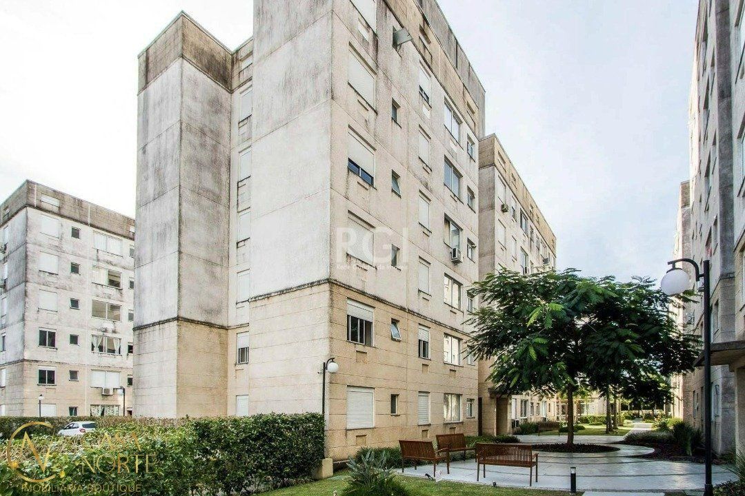Apartamento à venda com 2 quartos, 46m², 1 vaga, Avenida Juca Batista no bairro Ipanema em Porto Alegre