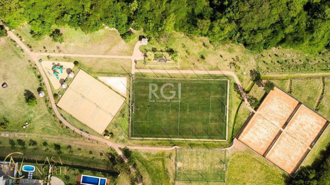 Terreno à venda  com 988m², Estrada das Três Meninas no bairro Vila Nova em Porto Alegre