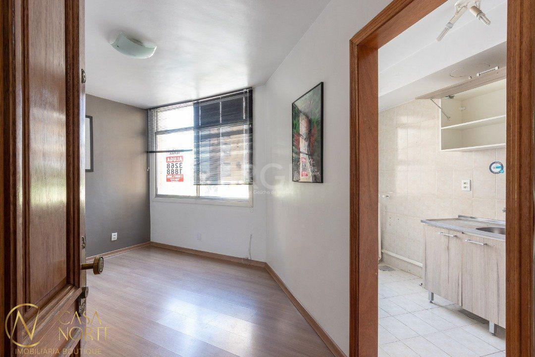 Apartamento à venda com 1 quarto, 41m², Avenida Wenceslau Escobar no bairro Cristal em Porto Alegre