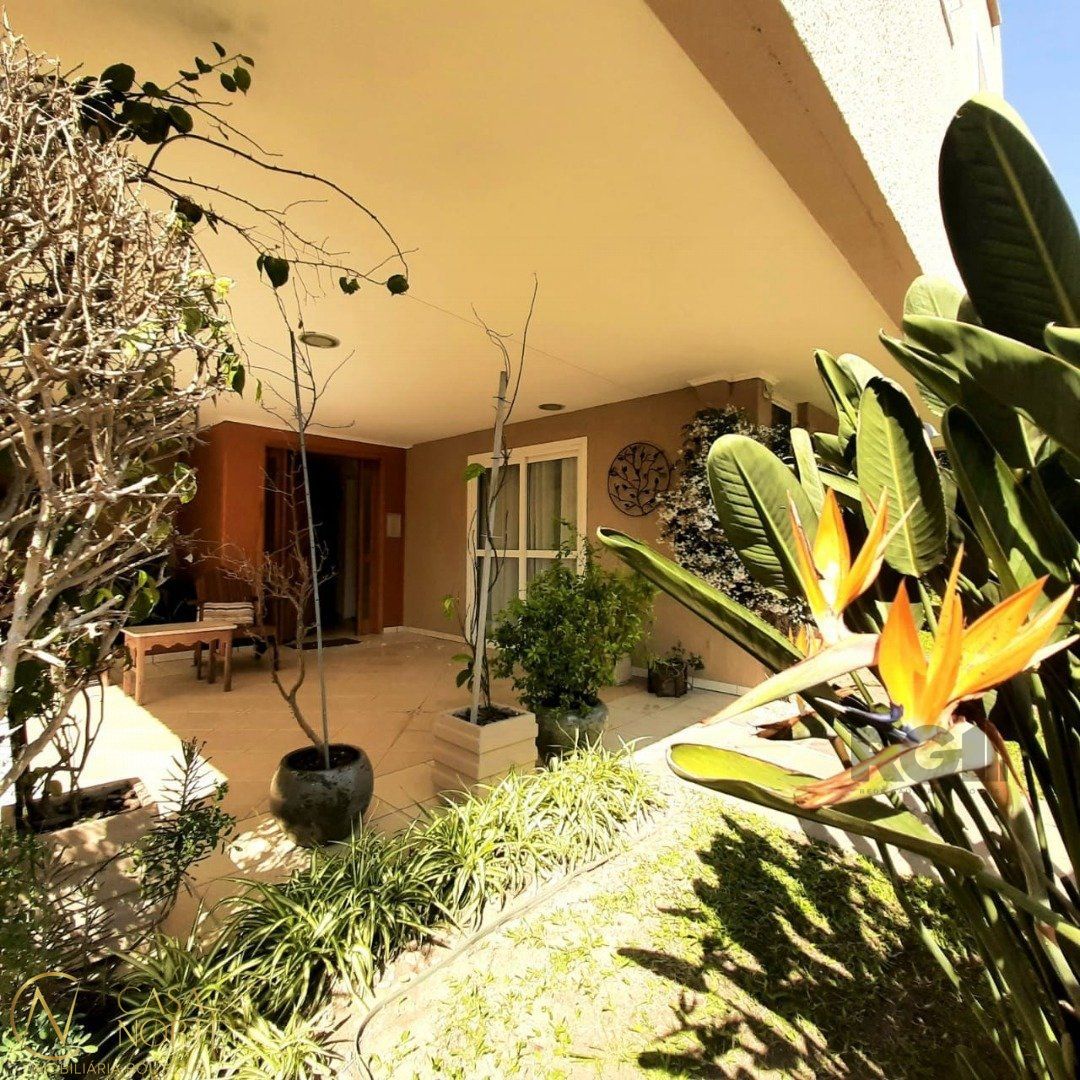 Apartamento à venda com 2 quartos, 74m², 2 vagas, Rua Mampituba no bairro Ipanema em Porto Alegre