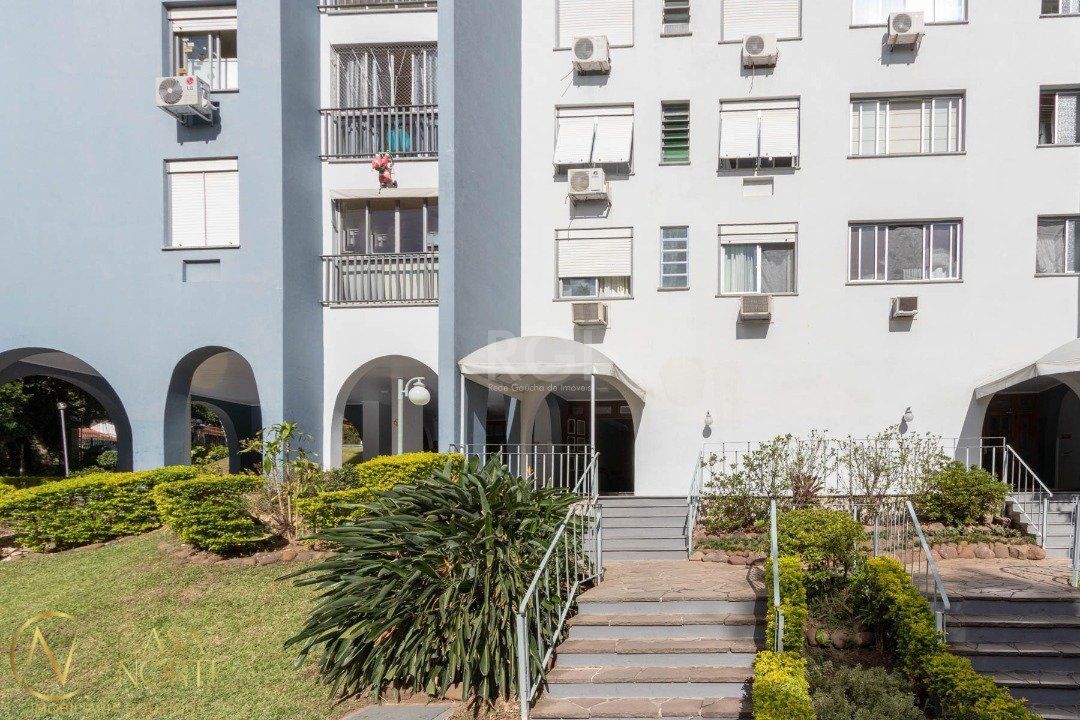 Apartamento à venda com 3 quartos, 79m², 1 vaga, Rua Curupaiti no bairro Cristal em Porto Alegre