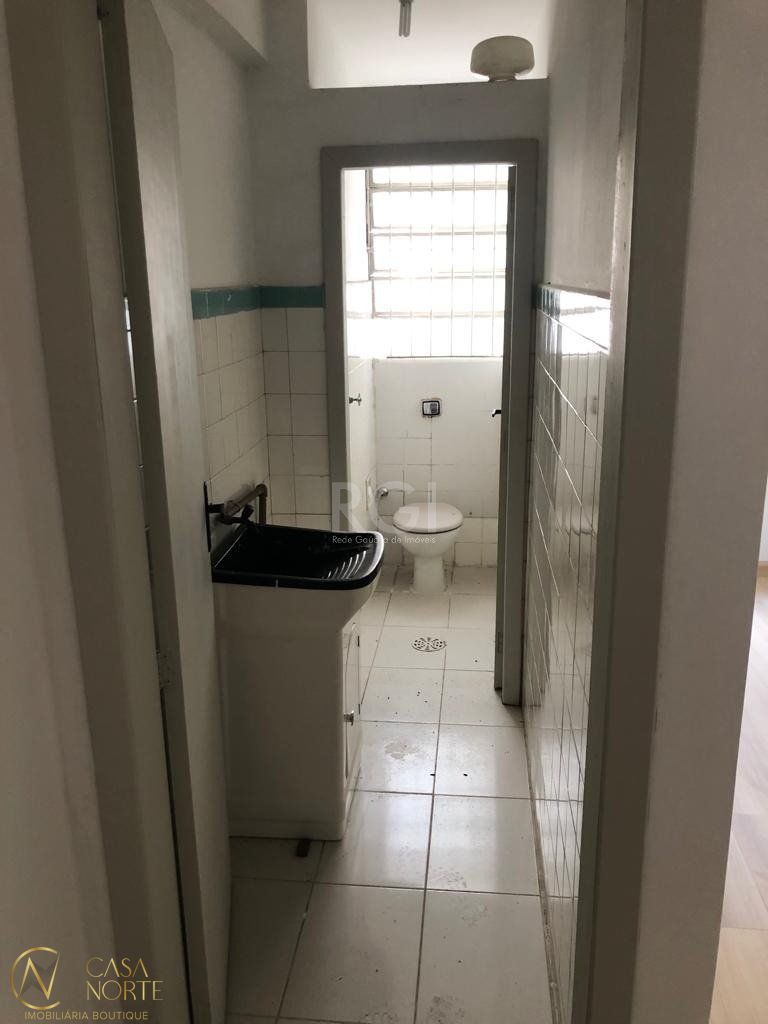 Sala Comercial à venda , 50m², Rua Vigario José Inácio no bairro Centro Histórico em Porto Alegre