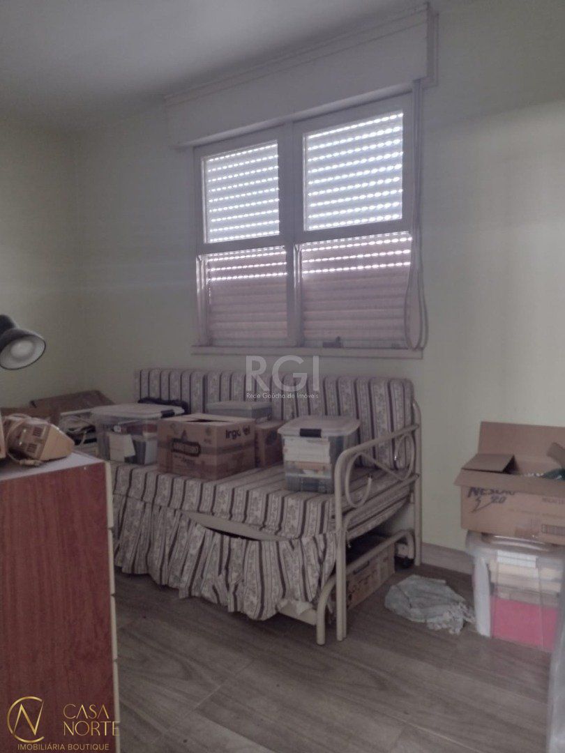 Apartamento à venda com 2 quartos, 48m², 1 vaga, Travessa Escobar no bairro Camaquã em Porto Alegre