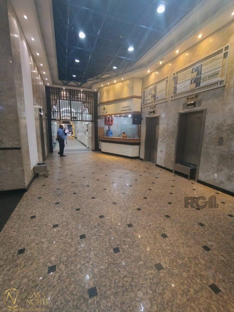 Sala Comercial à venda , 65m², Rua dos Andradas no bairro Centro Histórico em Porto Alegre