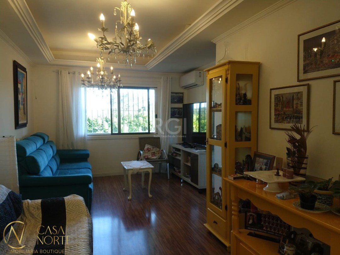 Casa de Condomínio à venda com 3 quartos, 110m², 1 suíte, 2 vagas, Avenida da Serraria no bairro Espírito Santo em Porto Alegre
