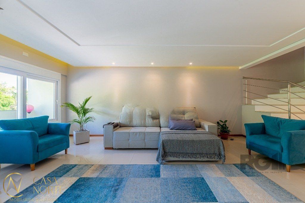 Casa à venda com 3 quartos, 236m², 1 suíte, 2 vagas, Rua Dona Paulina no bairro Tristeza em Porto Alegre