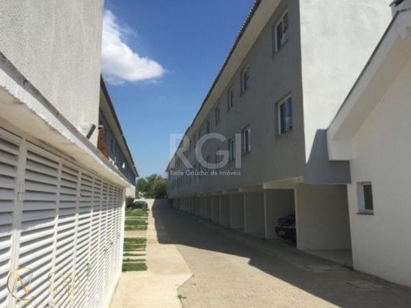 Casa de Condomínio à venda com 2 quartos, 75m², Rua Dorival Castilhos Machado no bairro Aberta dos Morros em Porto Alegre