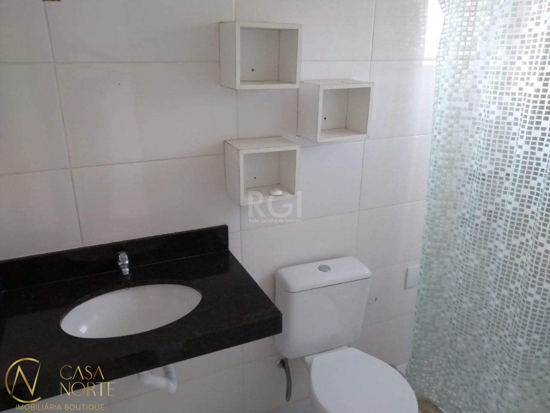 Casa à venda com 2 quartos, 131m², 2 suítes, 2 vagas, Rua Claudio da Silva Pinto no bairro Espírito Santo em Porto Alegre