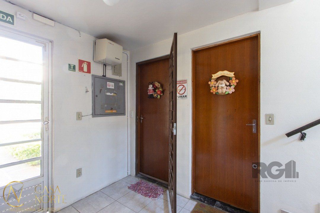 Apartamento à venda com 2 quartos, 38m², 1 vaga, Estrada Cristiano Kraemer no bairro Vila Nova em Porto Alegre