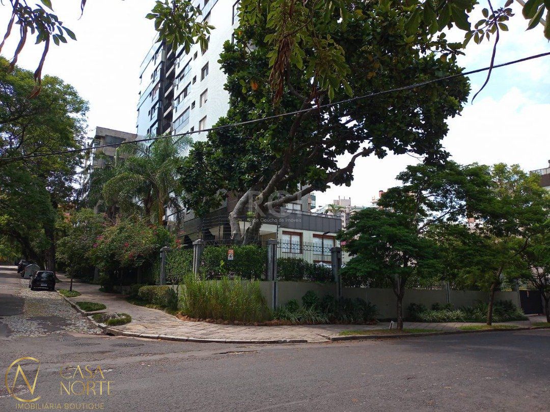 Apartamento à venda com 3 quartos, 138m², 1 suíte, 2 vagas, Rua Engenheiro Verissimo de Matos no bairro Bela Vista em Porto Alegre