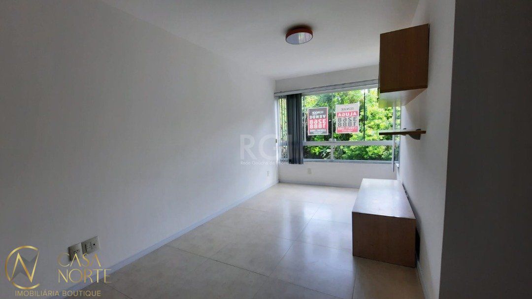 Apartamento à venda com 2 quartos, 56m², 1 vaga, Rua Wilson Adnislen Freitas de Paiva Bueno no bairro Cavalhada em Porto Alegre