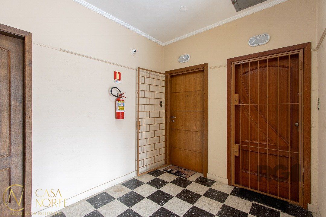 Apartamento à venda com 2 quartos, 67m², Avenida Niteroi no bairro Medianeira em Porto Alegre