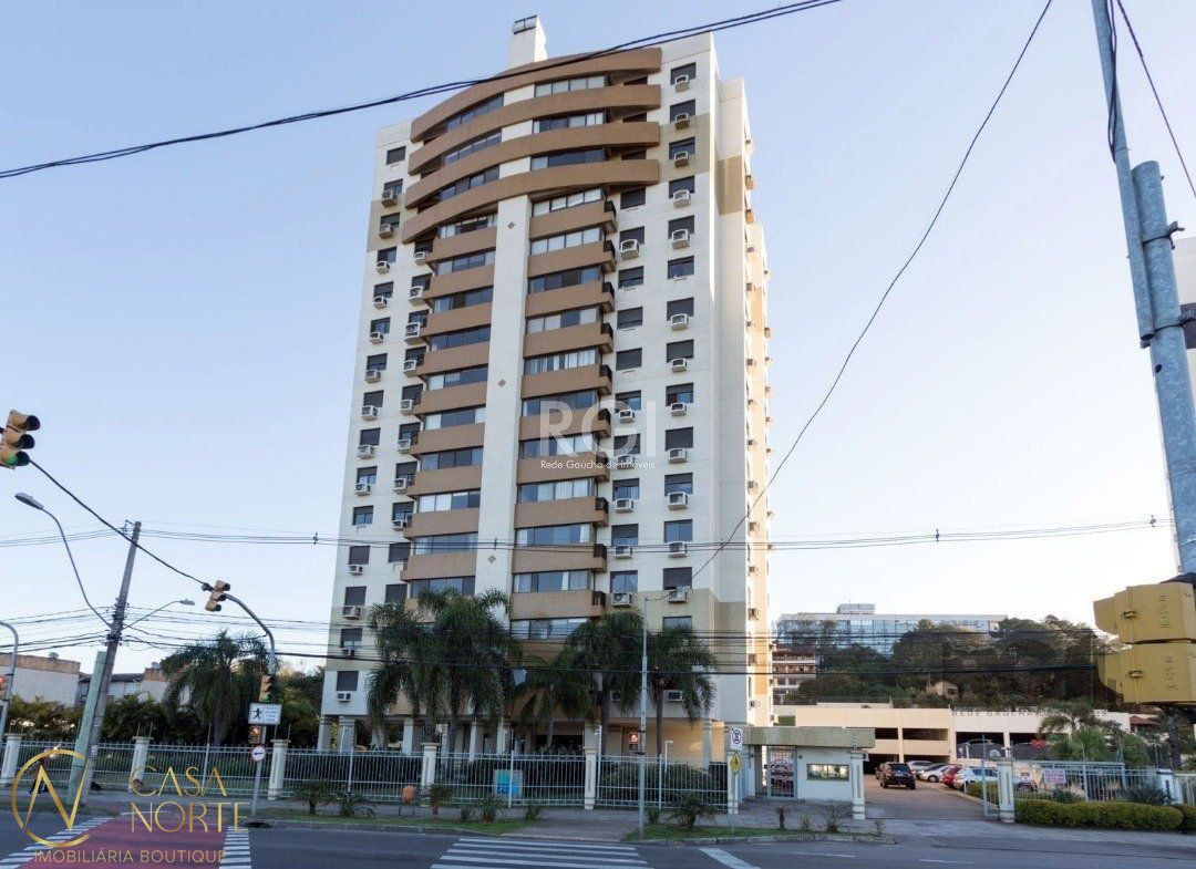 Apartamento à venda com 3 quartos, 101m², 1 suíte, 2 vagas, Avenida Diario de Noticias no bairro Cristal em Porto Alegre