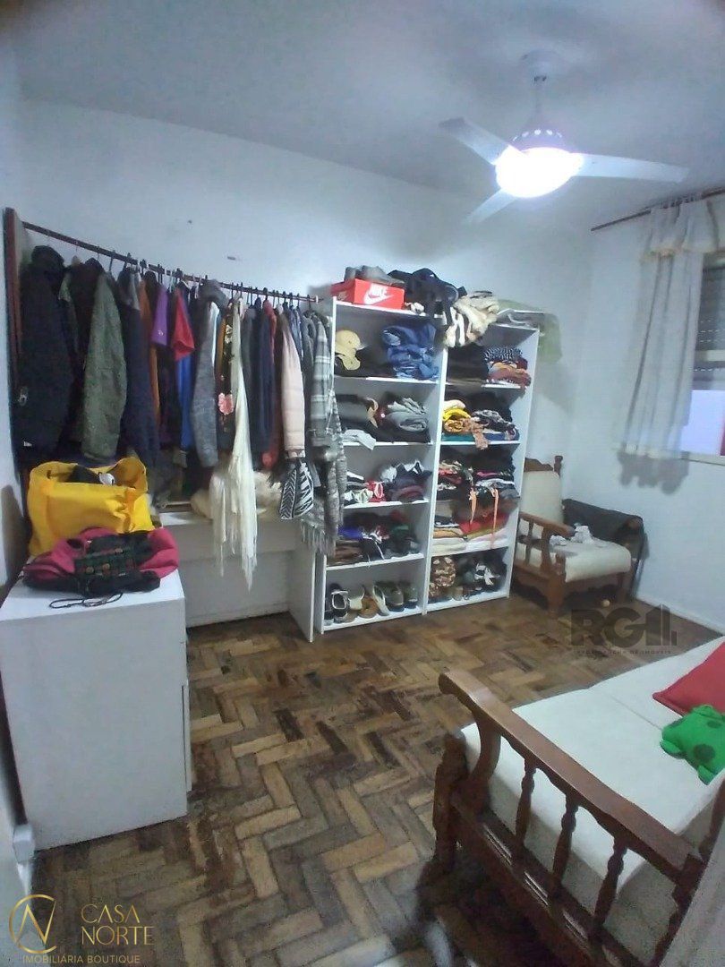 Apartamento à venda com 2 quartos, 48m², Travessa Escobar no bairro Camaquã em Porto Alegre