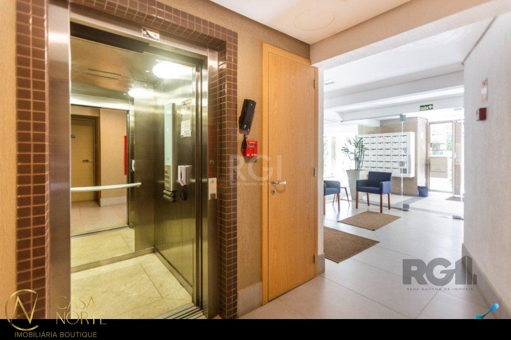 Apartamento à venda com 2 quartos, 71m², 1 suíte, 1 vaga, Avenida Coronel Lucas de Oliveira no bairro Petrópolis em Porto Alegre