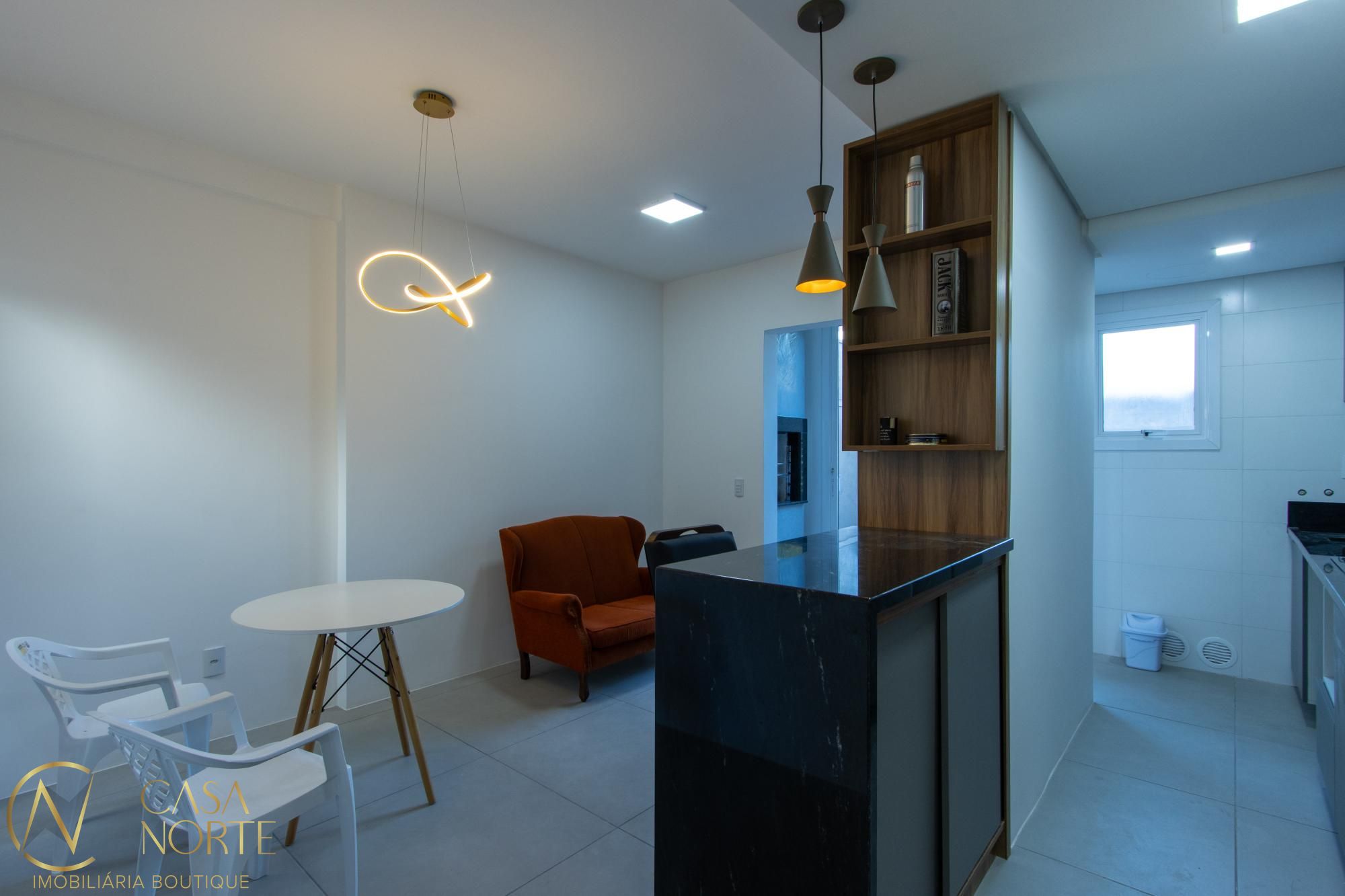 Apartamento à venda com 2 quartos, 65m², 1 suíte, 1 vaga, Rua Nunes no bairro Medianeira em Porto Alegre