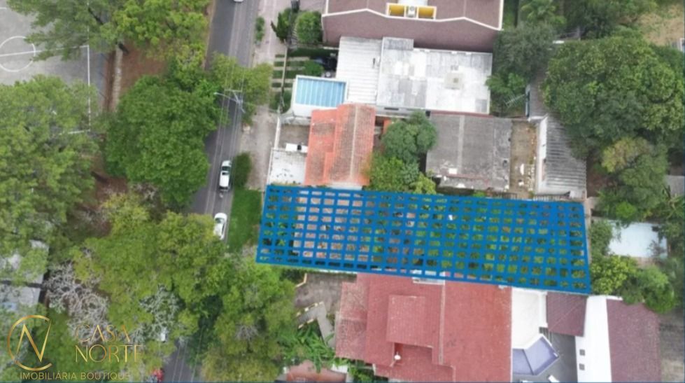 Terreno à venda  com 420m², Rua Doutor Prudente de Moraes no bairro Chácara das Pedras em Porto Alegre