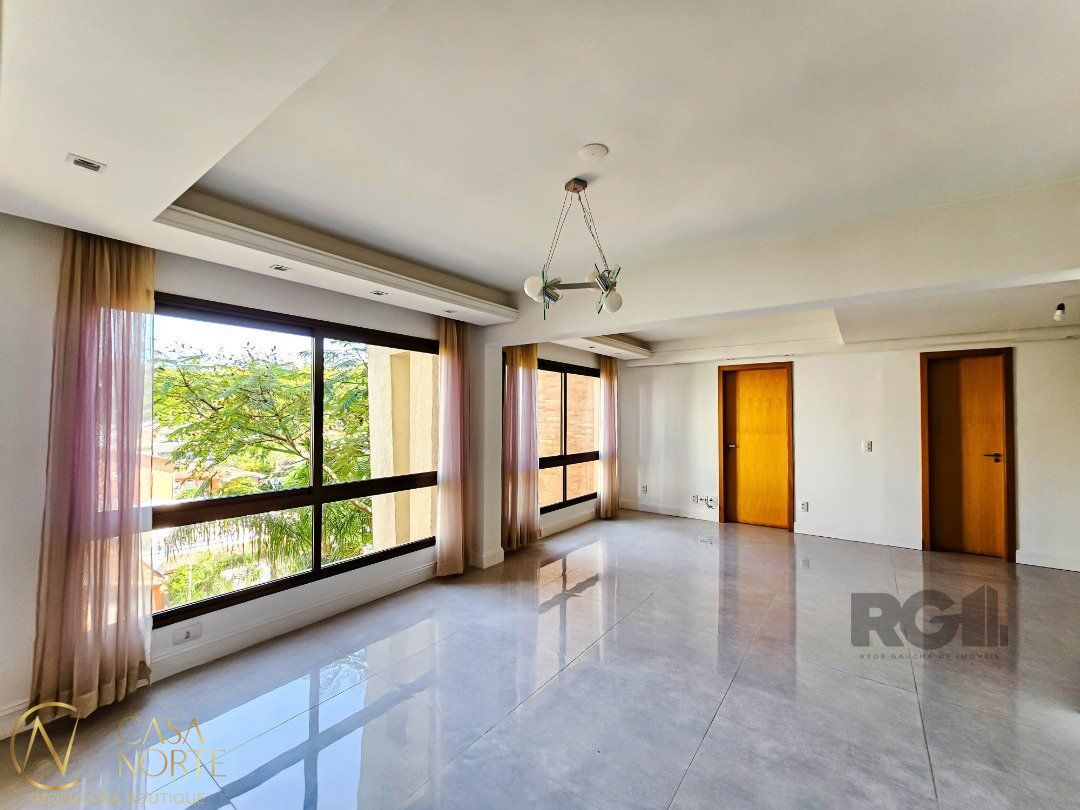 Apartamento à venda com 4 quartos, 157m², 4 suítes, 4 vagas, Rua Doutor Pereira Neto no bairro Tristeza em Porto Alegre