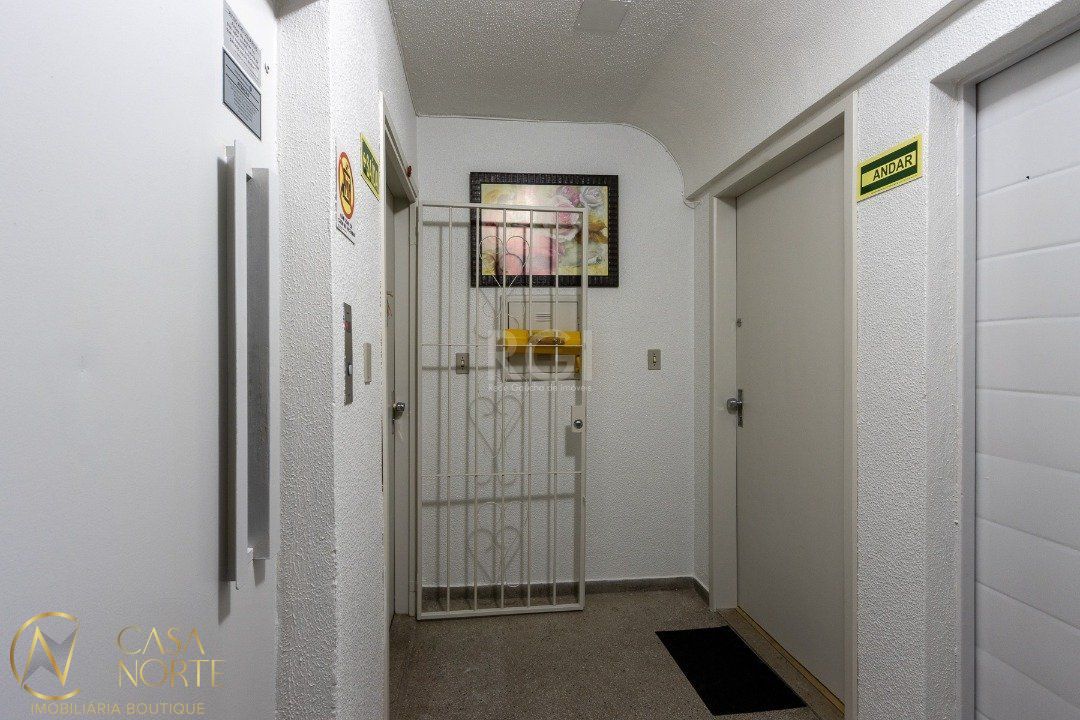 Apartamento à venda com 2 quartos, 135m², 1 vaga, Rua Salvio Soares no bairro Nonoai em Porto Alegre