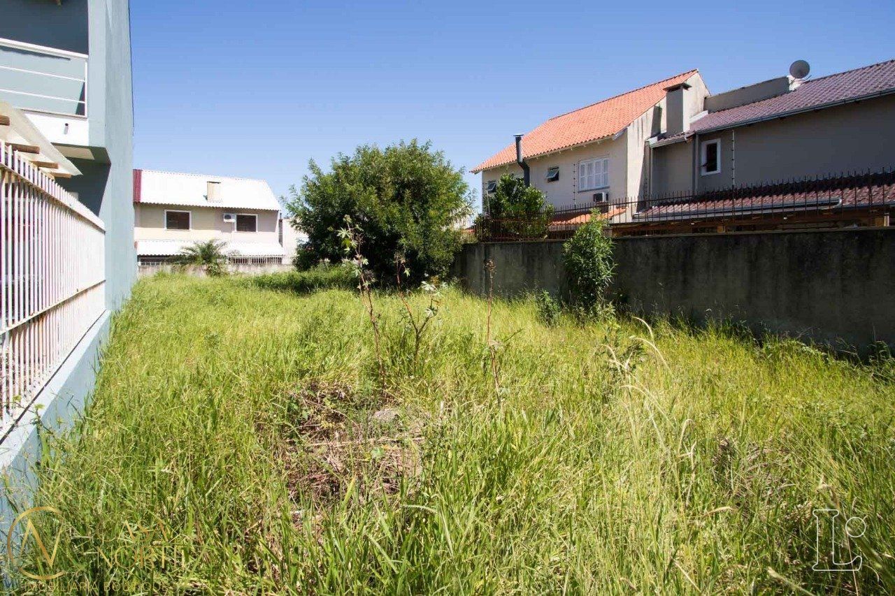 Terreno à venda  com 200m², Rua Sargento Bruno Feldmann no bairro Guarujá em Porto Alegre