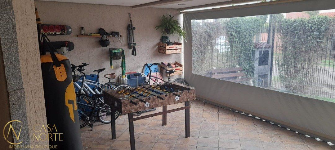 Casa à venda com 3 quartos, 172m², 1 suíte, 2 vagas, Rua Attilio Bettio no bairro Aberta dos Morros em Porto Alegre