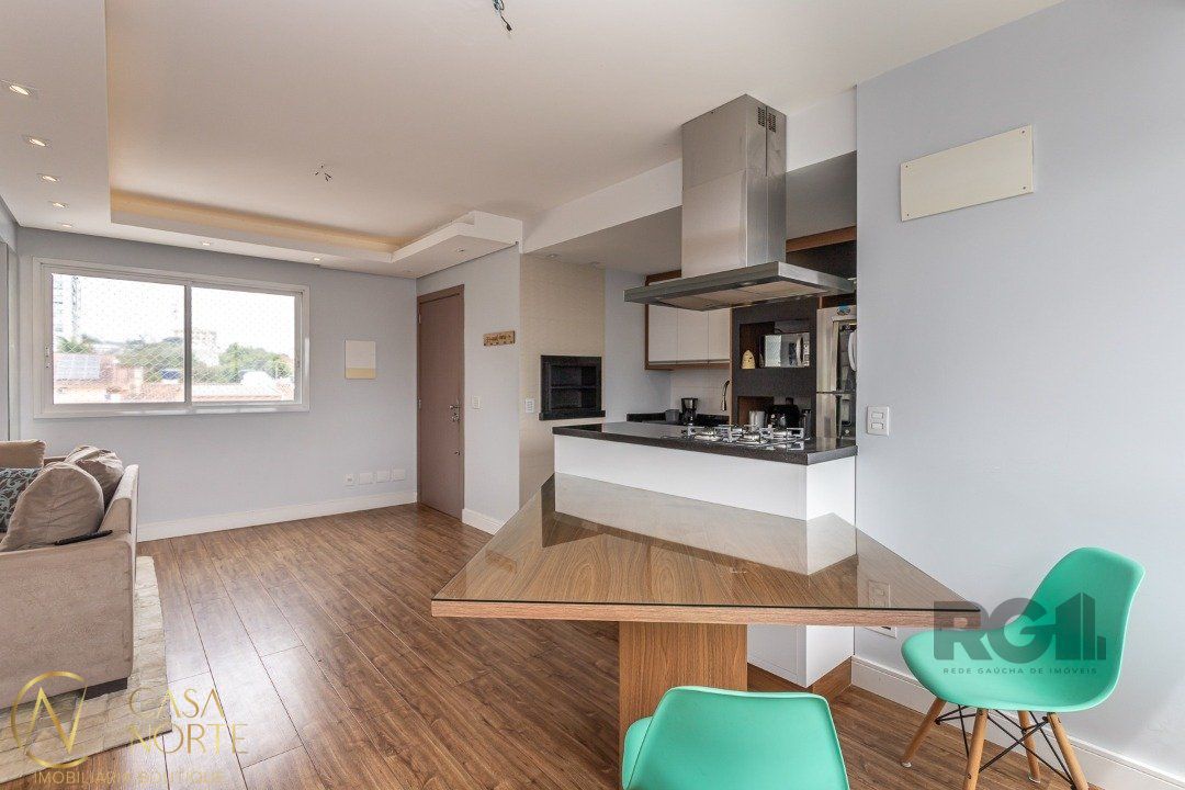 Apartamento à venda com 3 quartos, 74m², 1 suíte, 1 vaga, Avenida Otto Niemeyer no bairro Tristeza em Porto Alegre