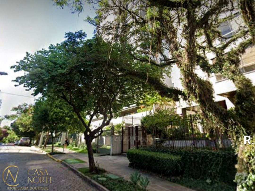 Apartamento à venda com 3 quartos, 135m², 1 suíte, Rua Professor Fitzgerald no bairro Petrópolis em Porto Alegre