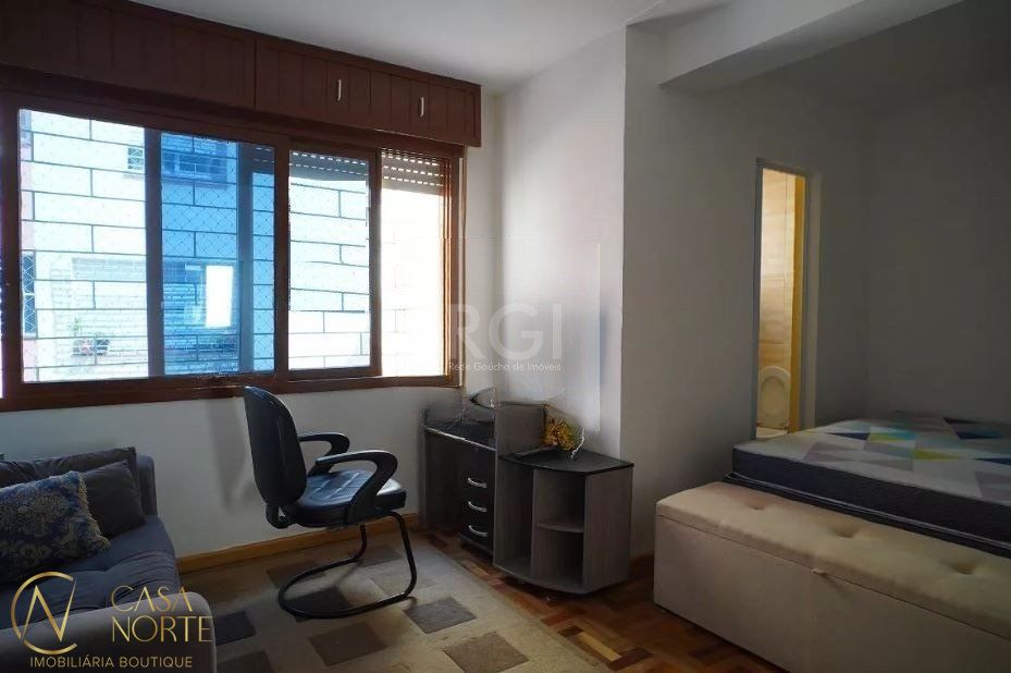 Apartamento à venda com 1 quarto, 30m², Rua Sargento Silvio Delmar Hollenbach no bairro Jardim Leopoldina em Porto Alegre