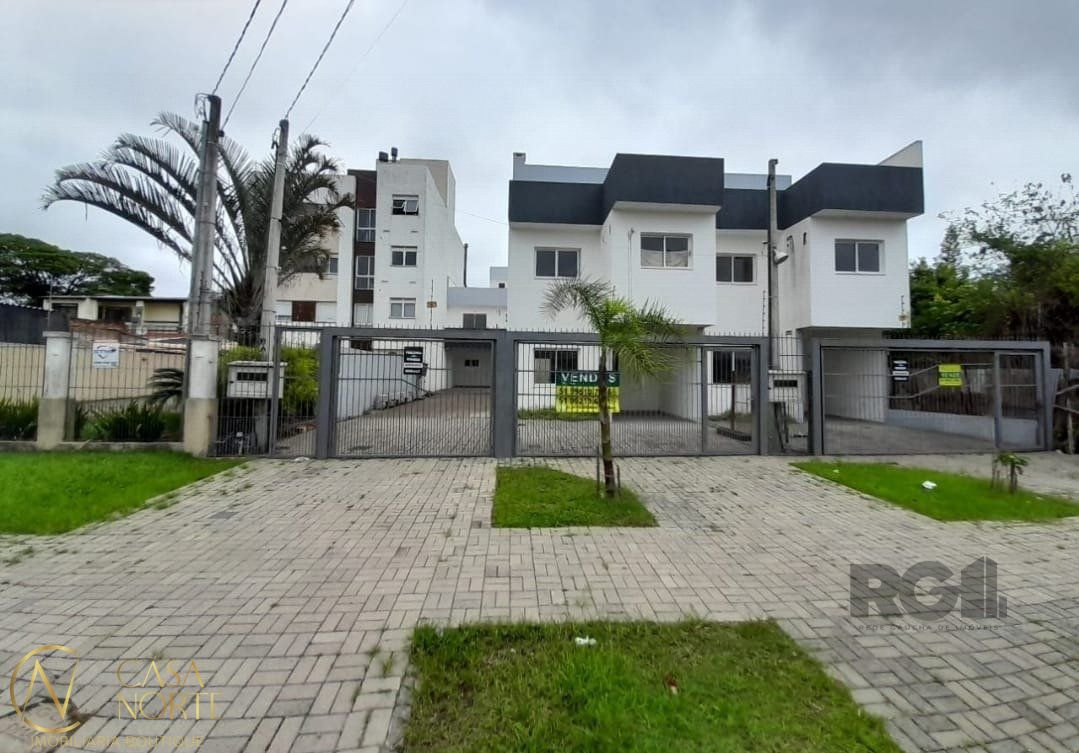 Casa à venda com 3 quartos, 229m², 1 suíte, 1 vaga, Rua Coronel Timóteo no bairro Camaquã em Porto Alegre