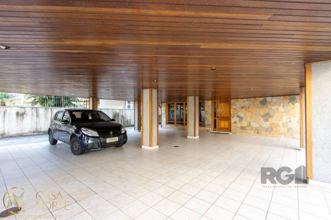 Apartamento à venda com 2 quartos, 65m², 1 suíte, 1 vaga, Rua Adriano Ribeiro no bairro Menino Deus em Porto Alegre