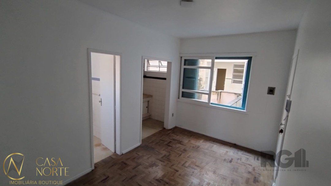 Kitnet à venda com 1 quarto, 27m², Rua Gonçalo de Carvalho no bairro Floresta em Porto Alegre