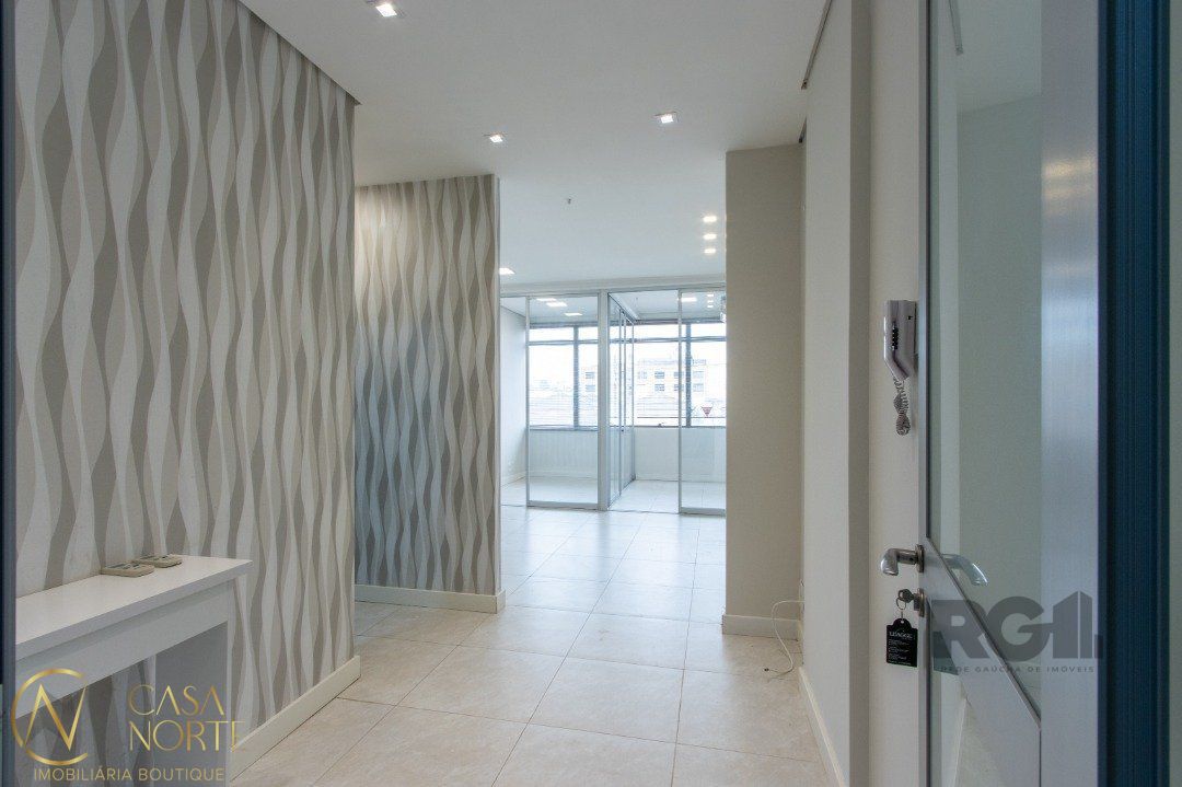 Sala Comercial à venda , 33m², Rua Santos Dumont no bairro Floresta em Porto Alegre