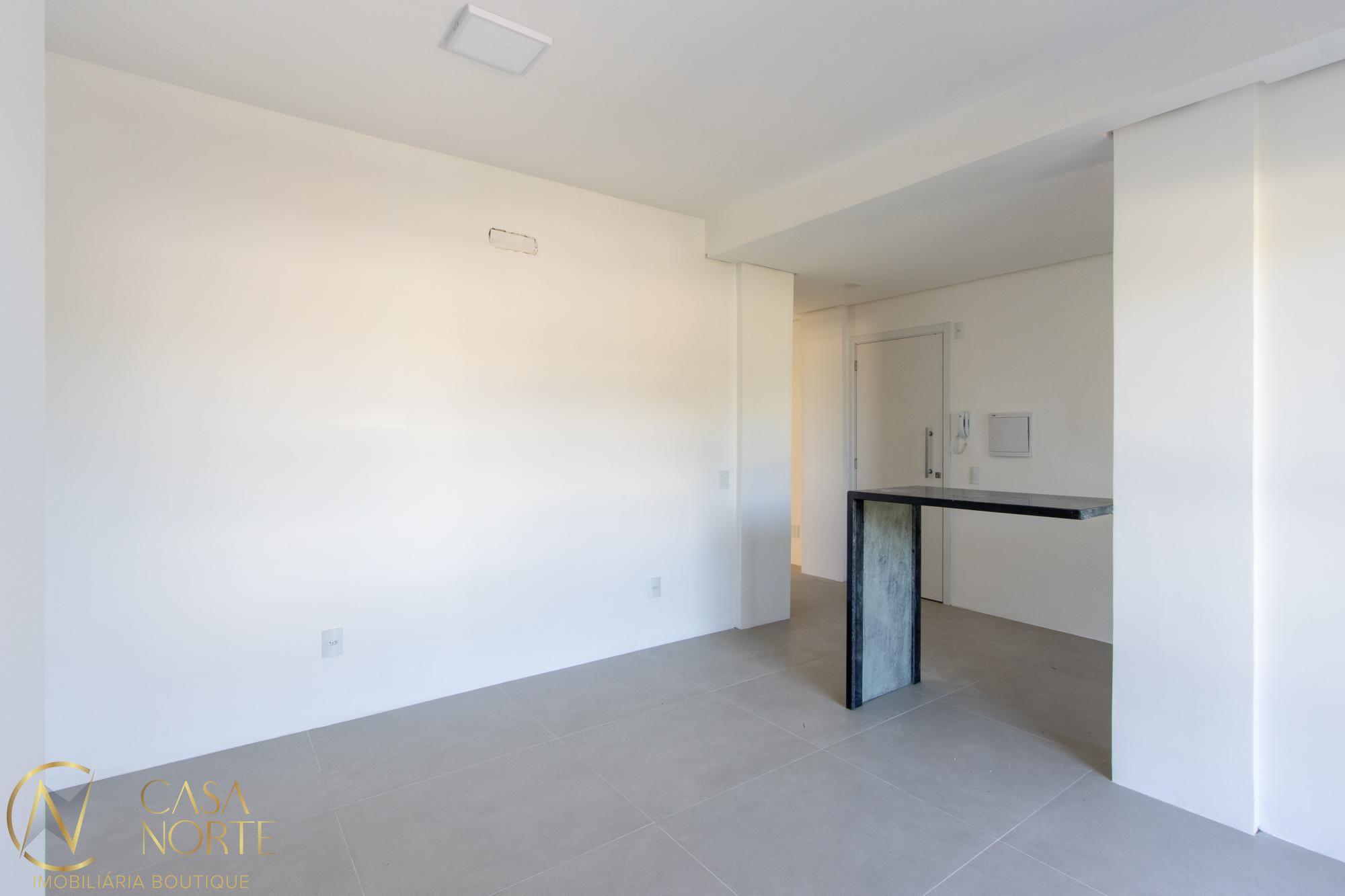 Apartamento à venda com 2 quartos, 65m², 1 suíte, 1 vaga, Rua Nunes no bairro Medianeira em Porto Alegre