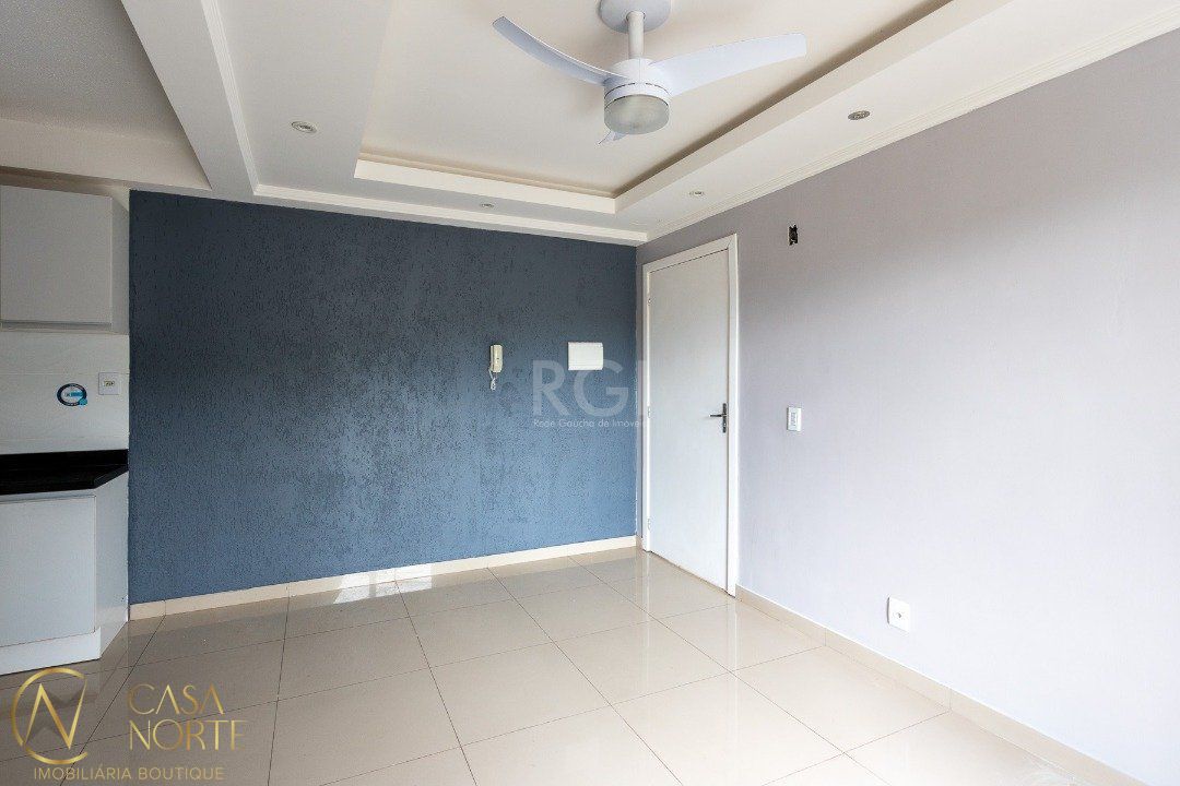 Apartamento à venda com 2 quartos, 50m², 1 vaga, Rua Joaquim de Carvalho no bairro Vila Nova em Porto Alegre