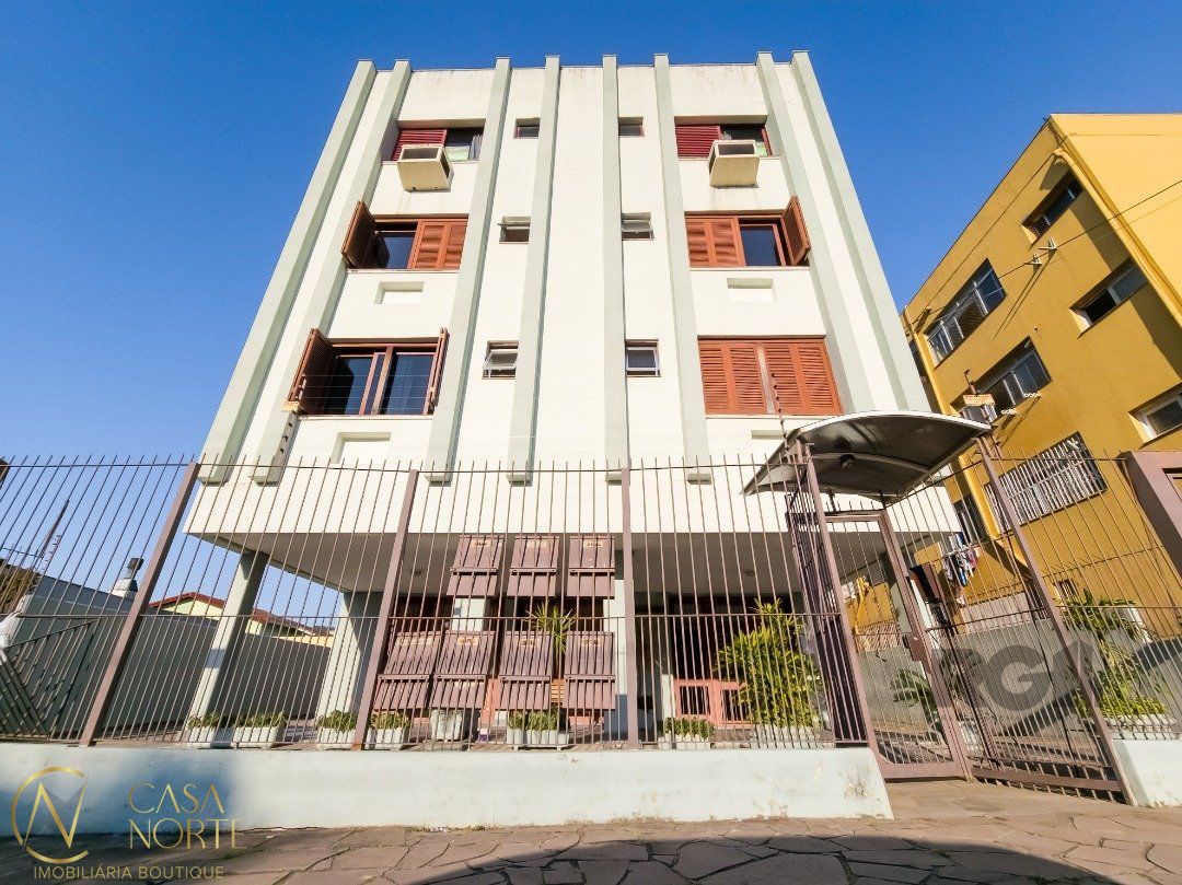 Cobertura à venda com 2 quartos, 201m², 1 suíte, 1 vaga, Avenida Elias Cirne Lima no bairro Partenon em Porto Alegre